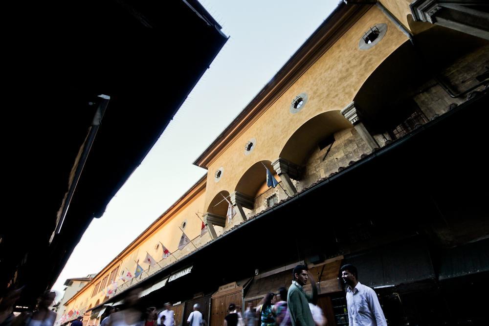 Апартаменти Ponte Vecchio Tower Флоренція Екстер'єр фото